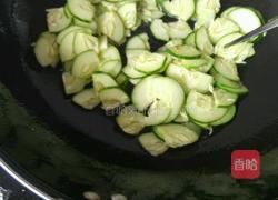 黄瓜炒鸡蛋的做法图解5
