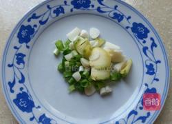 红焖鸡翅的做法图解2