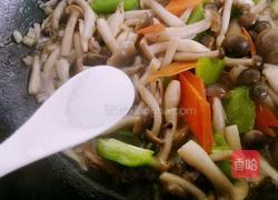 清炒蟹味菇的做法图解7