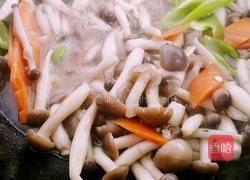 清炒蟹味菇的做法图解9