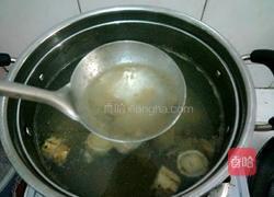 山楂牛蒡瘦肉汤的做法图解6