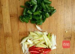 蒜苔炒肉的做法图解3