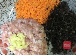 白菜猪肉卷的做法图解2