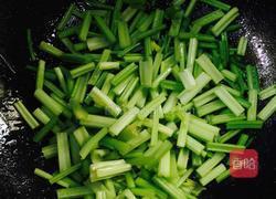 芹菜炒肉片的做法图解6