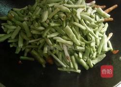 鸡脚烧四季豆的做法图解7
