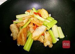 丝瓜炒油条的做法图解6