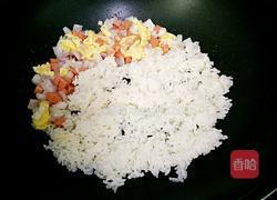 洋葱火腿炒饭的做法图解6
