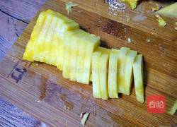 凤梨(菠萝)家常切削法的做法图解6