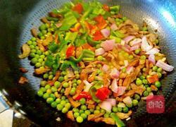 辣子青豆炒肉丝的做法图解5