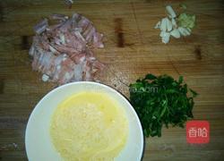 培根蛋炒饭的做法图解2