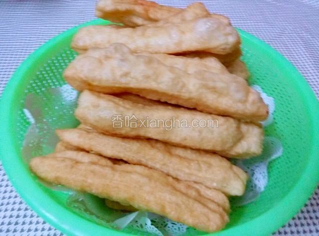 炸了这么多，满满一筐呢，