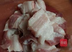 土家酸辣粉蒸肉的做法图解2