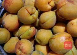 杏肉果酱的做法图解1