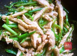 尖椒炒鸡肉的做法图解5