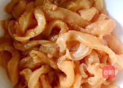 尖椒炒鸡肉的做法图解2