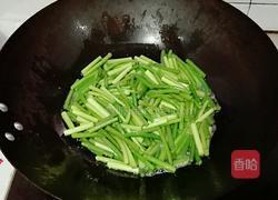 肉片蒜苔的做法图解4
