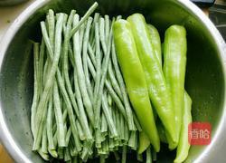 东北烀豇豆尖椒咸菜的做法图解2