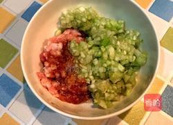 丝瓜酿肉馅的做法图解3