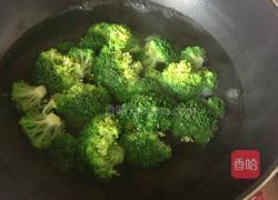 蒜炒西兰花的做法图解5