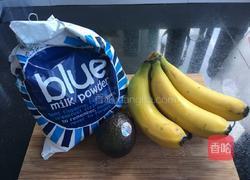 牛油果香蕉奶昔的做法图解1