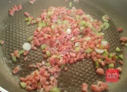 酱油炒饭的做法图解3