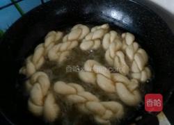 叶氏麻花的做法图解3