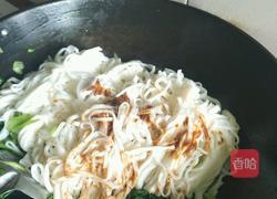 牛肉炒粿条的做法图解11