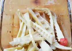 白菜炒春笋的做法图解3