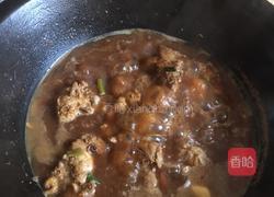 猪骨头烩酸菜的做法图解2