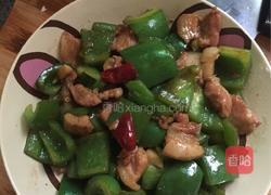 青椒炒五花肉的做法图解4