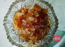 桃胶皂角米粥的做法图解1