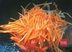 胡萝卜炒肉的做法图解6