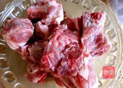 排骨炖韩式泡菜锅的做法图解1