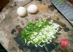 苦瓜炒鸡蛋的做法图解2