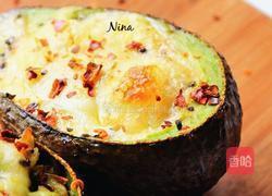 牛油果焗蛋的做法图解5