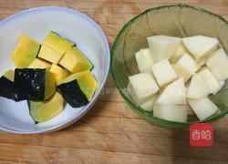 土豆烧南瓜的做法图解1