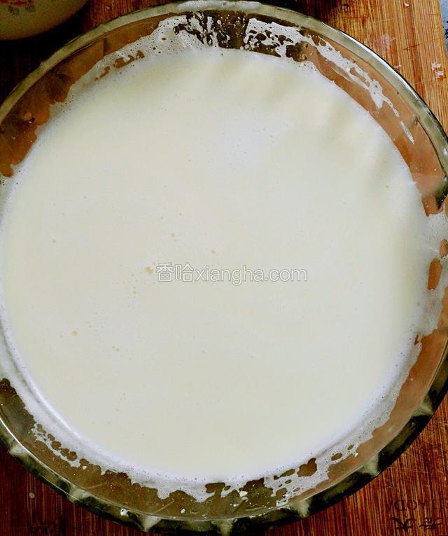 放入搅拌机打成豆米浆