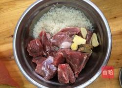 猪骨头玉米粥的做法图解2