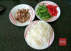 炒米粉的做法图解1