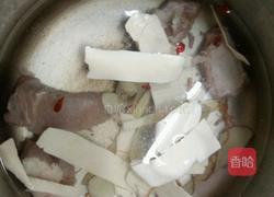 清补凉排骨汤的做法图解3