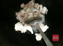 黑木耳炒鸡肉的做法图解4