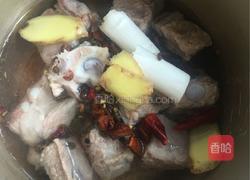 土豆排骨汤的做法图解4