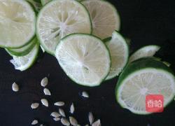 柠檬蜂蜜水的做法图解3