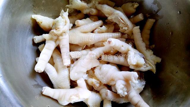 煮好捞起控干水份