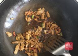 蒜苗烧猪肉的做法图解5