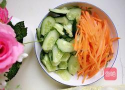 凉拌紫甘蓝的做法图解4