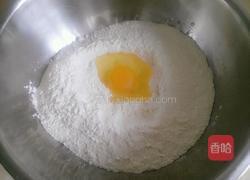 鸡蛋手擀面的做法图解1