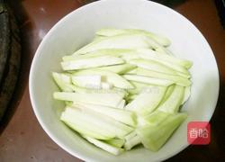 梅汁酸甜青芒果的做法图解2