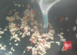 玉米炒肉的做法图解3