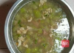 丝瓜肉片汤的做法图解3